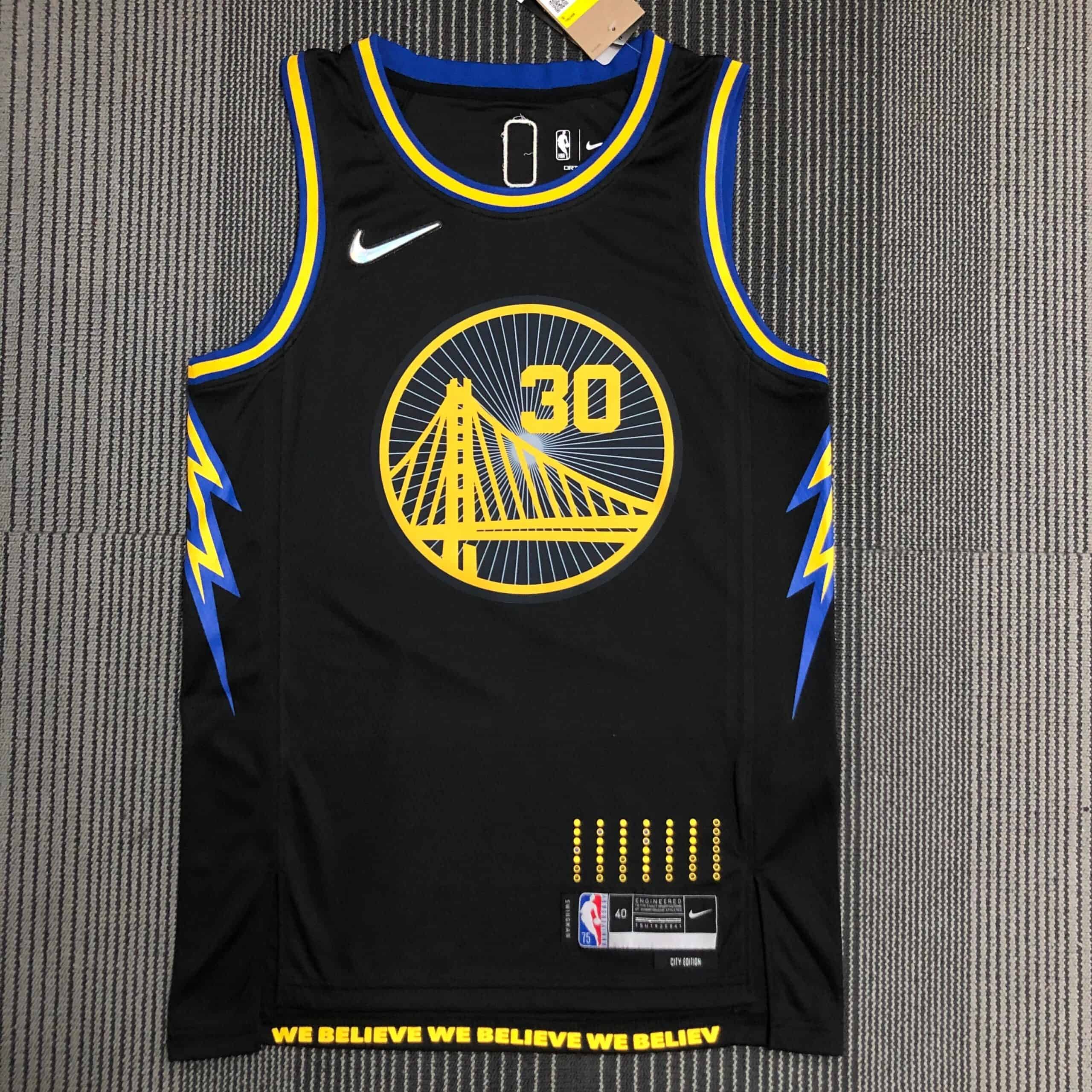 Camiseta State Warriors 21-22 City Edition #Curry #2,974 (Record 3 Puntos) – Offsidex